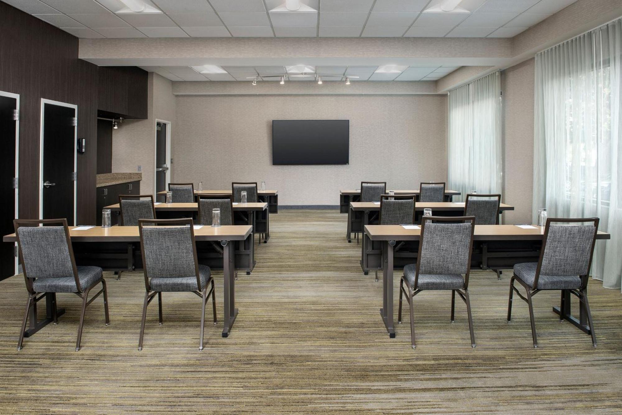 Hotel Courtyard By Marriott Portland